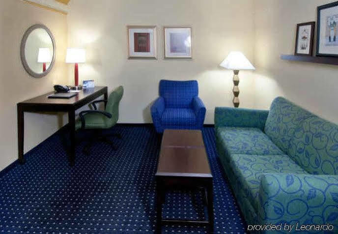 Springhill Suites St Petersburg Clearwater Ларго Екстериор снимка